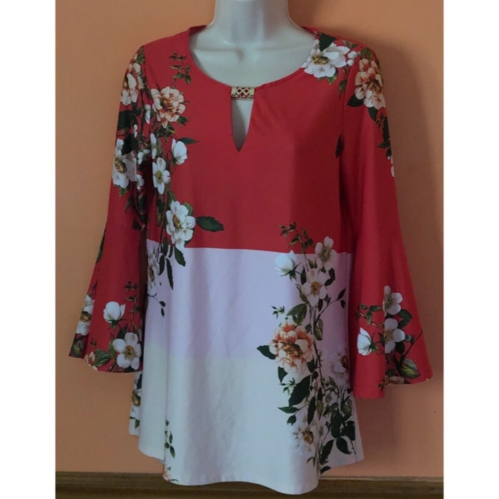 Colorblock Floral Keyhole Bell Sleeves Top